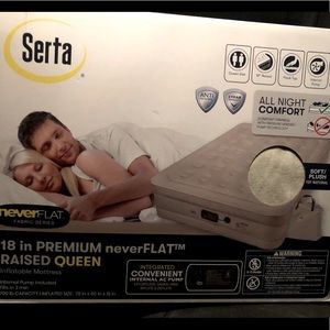 Brand new Serta Queen 18’ Air Mattress